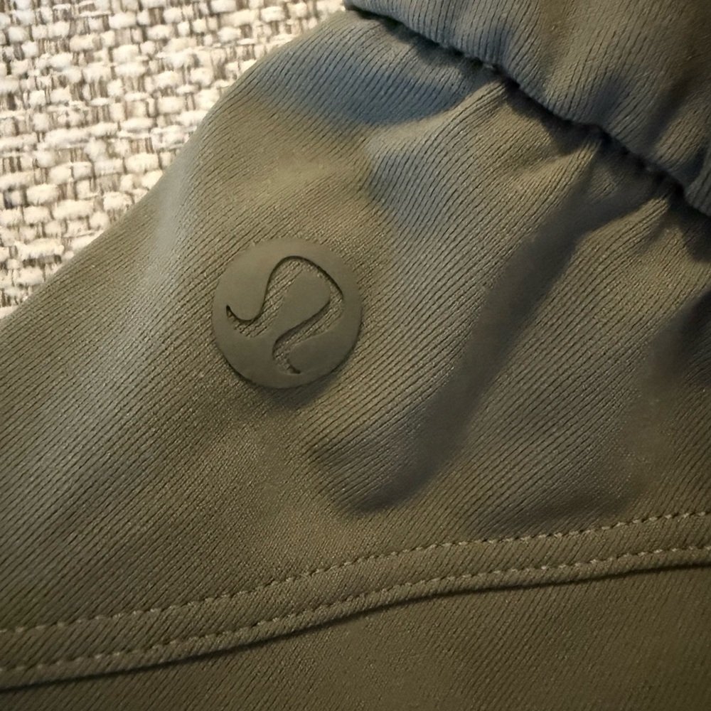Lululemon Stretch High-Rise Jogger full length size 8 - Picture 5 of 5